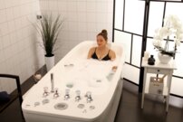 AQUARAY – highly therapeutic bathtub for zone hydromassage