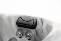 Platinum Spas Refresh Deluxe Hot tub