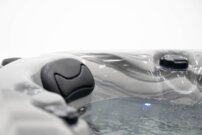 Platinum Spas Refresh Deluxe Hot tub