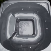 Štvorcová kúpacia kaďa, integrovaná pec 220×220