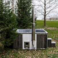 Štvorcová kúpacia kaďa, integrovaná pec 220×220