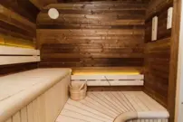 Zateplená LUX sauna s predsieňou 245 × 340 cm – Thermo Wood