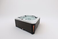 Kenya Hot Tub