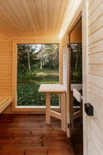 LUX REVERSE sauna s predsieňou 245 × 400 cm