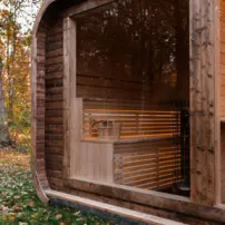 LUX REVERSE sauna s predsieňou 245 × 400 cm