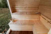 LUX REVERSE sauna s predsieňou 245 × 400 cm