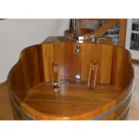 Blumenberg – handcrafted wooden hot tubs made of larch or Kambala wood.