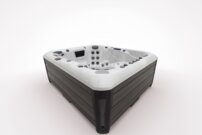 Maximus Hot Tub