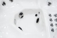 Platinum Spas Refresh Deluxe Hot tub