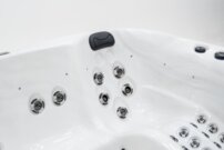 Platinum Spas Refresh Deluxe Hot tub