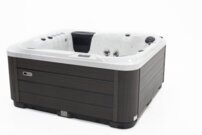 Platinum Spas Refresh Deluxe Hot tub