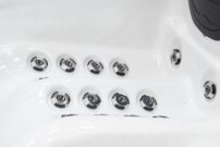Platinum Spas Refresh Deluxe Hot tub