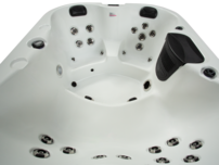 Platinum Spas St. Lucia Deluxe hot tub