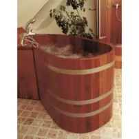 Blumenberg – handcrafted wooden hot tubs made of larch or Kambala wood.