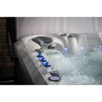 Platinum Spas Colombo Hot Tub